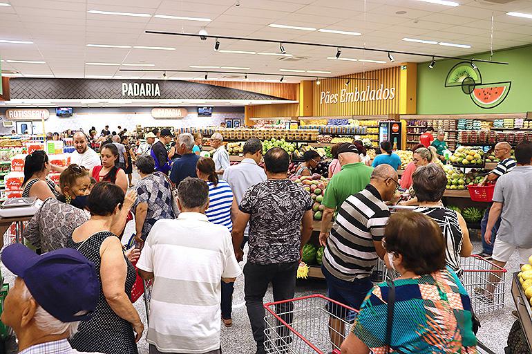 Inauguração Supermercados Caetano Itu